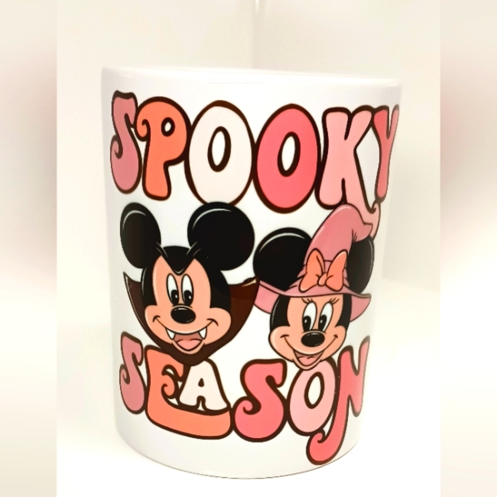 New! Vampire Mickey and Witch Minnie Spooky Season! 15oz Mug!